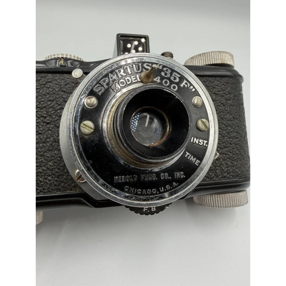 Vintage Spartus Model 400 35F Camera Made in USA Untested